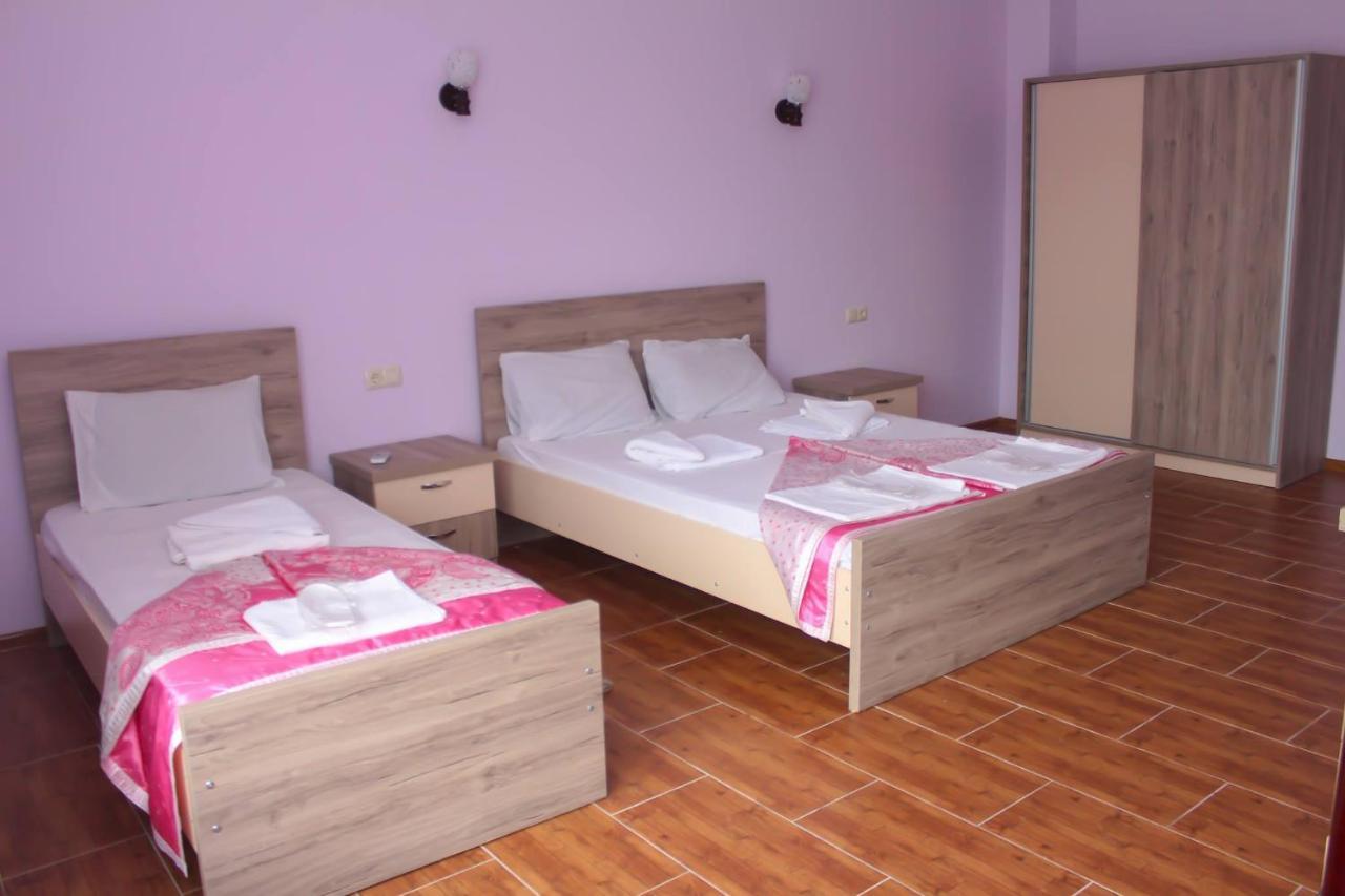 Hotel Nine Brothers Makhinjauri Esterno foto
